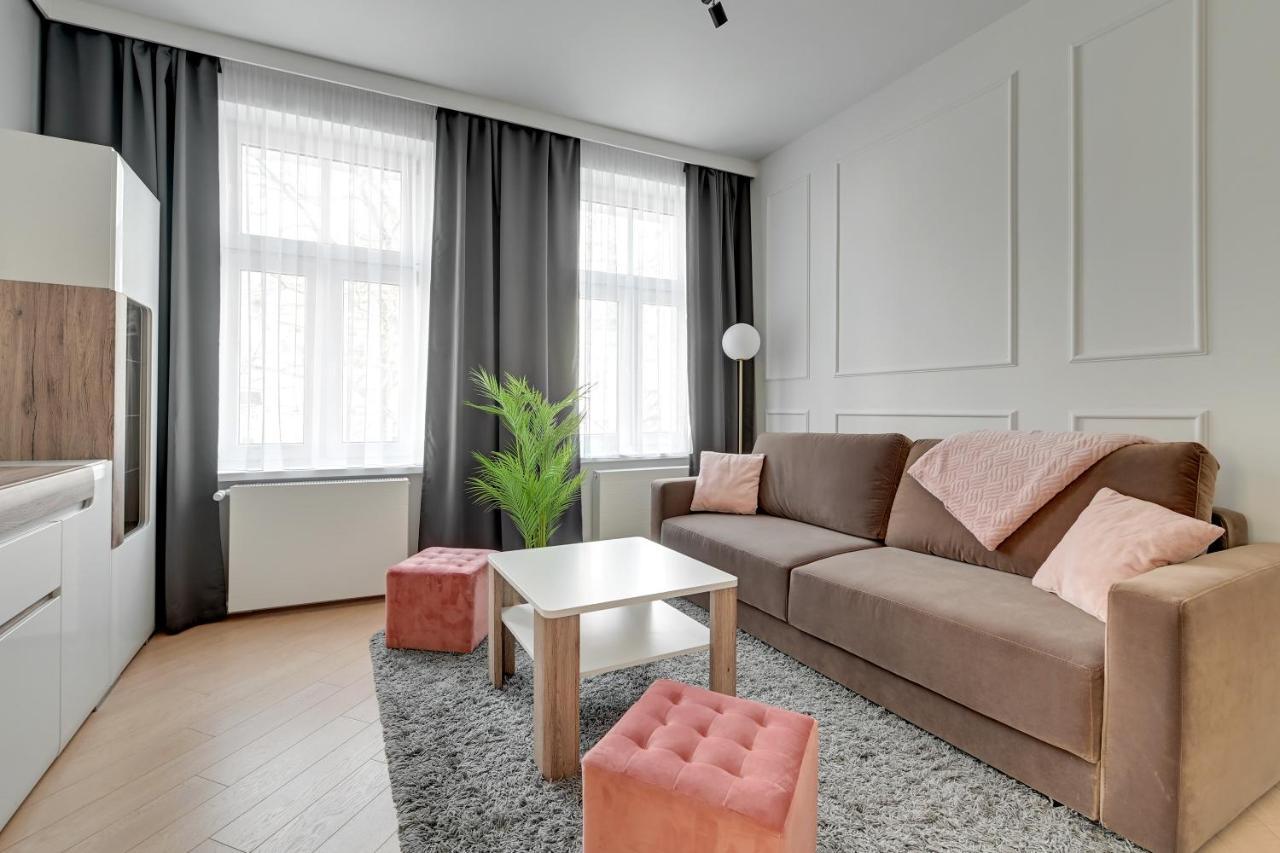 Royal Rose - Premium Beach Apartment سوبوت المظهر الخارجي الصورة